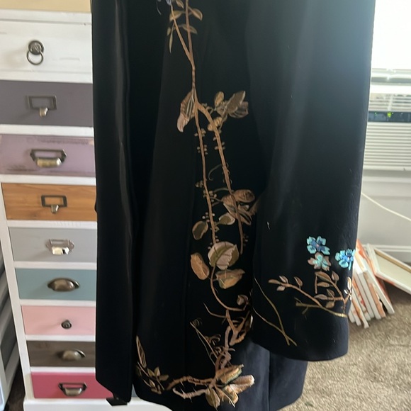 Chadwick’s black embroidered leaves flowers branches size 16 never worn - Picture 11 of 16